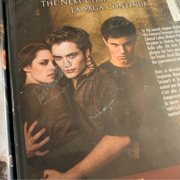 Twilight and Twilight New Moon DVD Movie Bundle - Picture 2 of 3